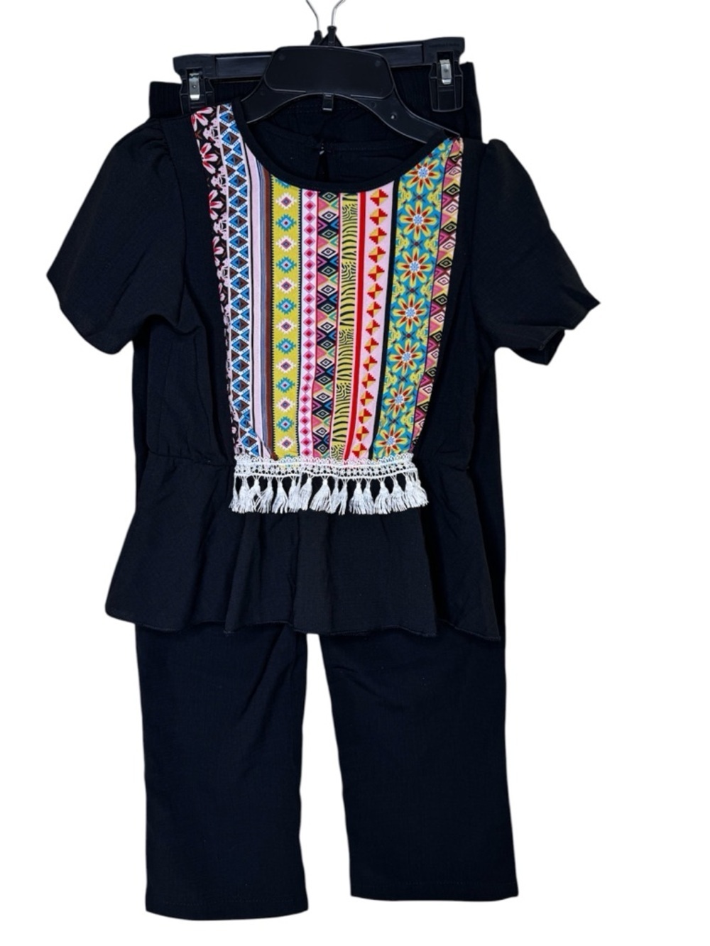 SHEIN Black Two-Piece Girls Matching Set with Multicolor Embroidered Front